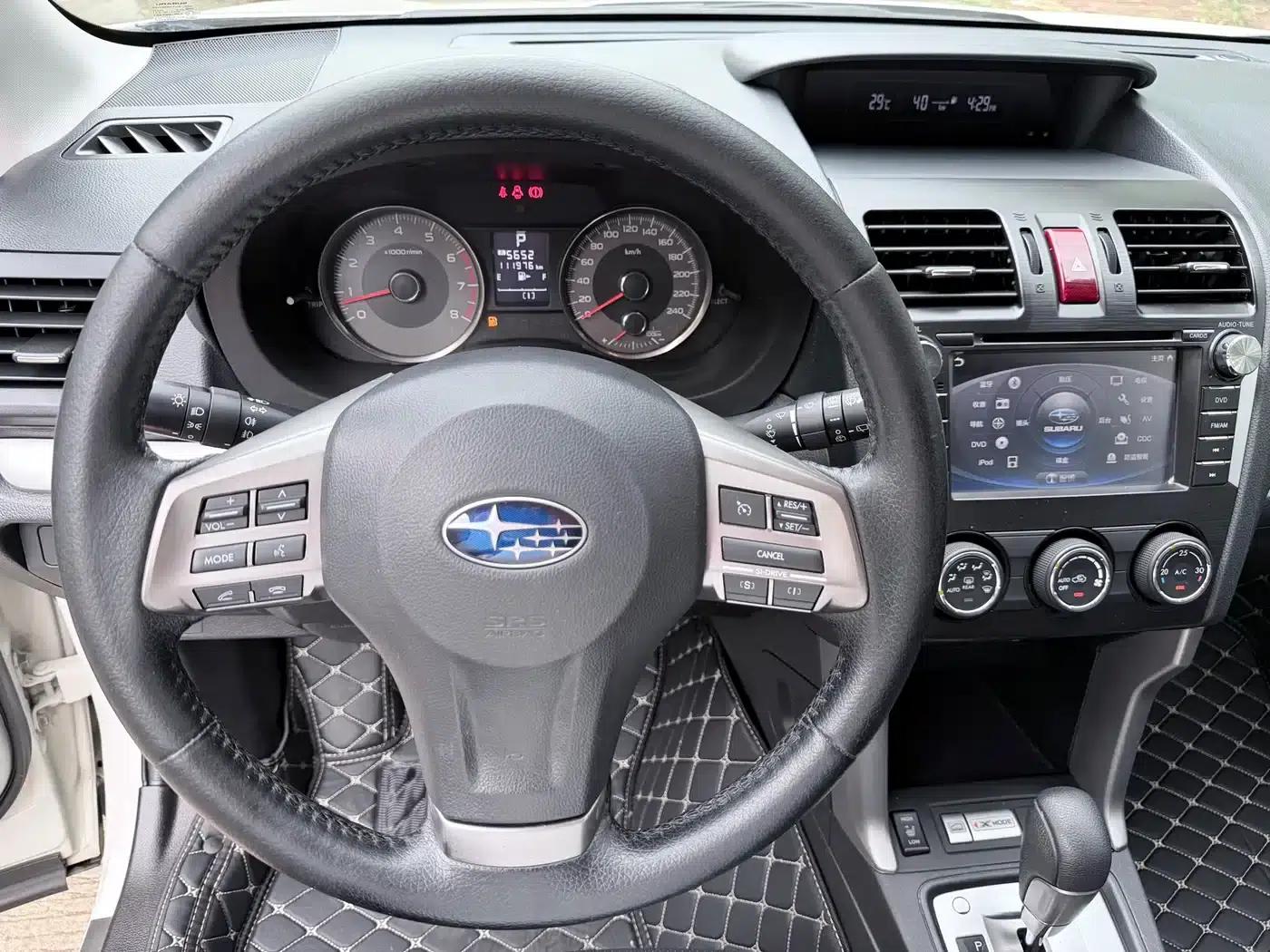 Forester 2014 2.5i Automatic Elite Edition — миниатюра 8