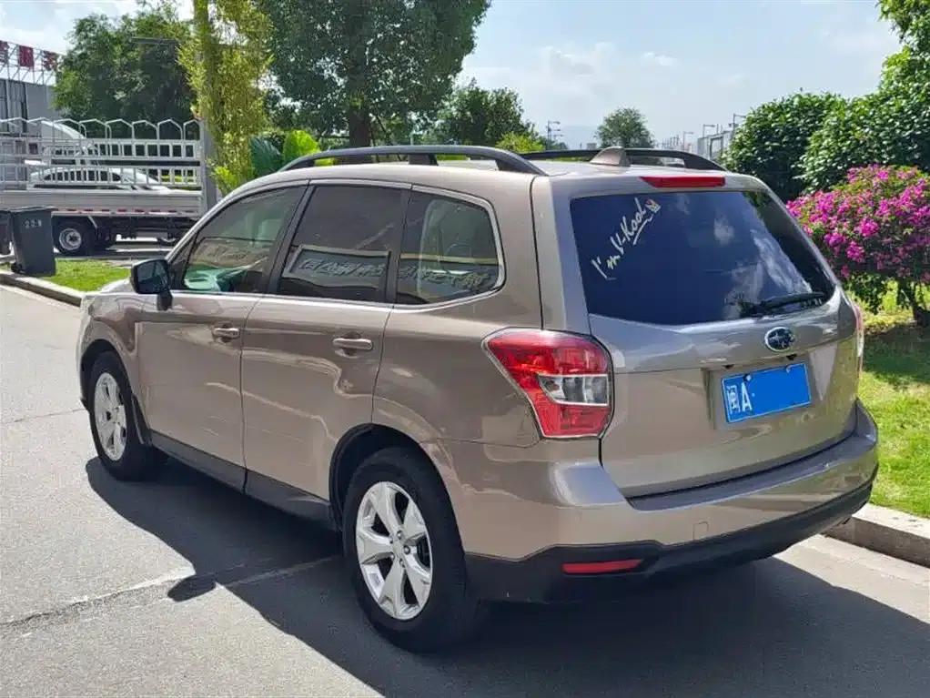 Forester 2013 2.5i Automatic Luxury Navigation Edition — миниатюра 3