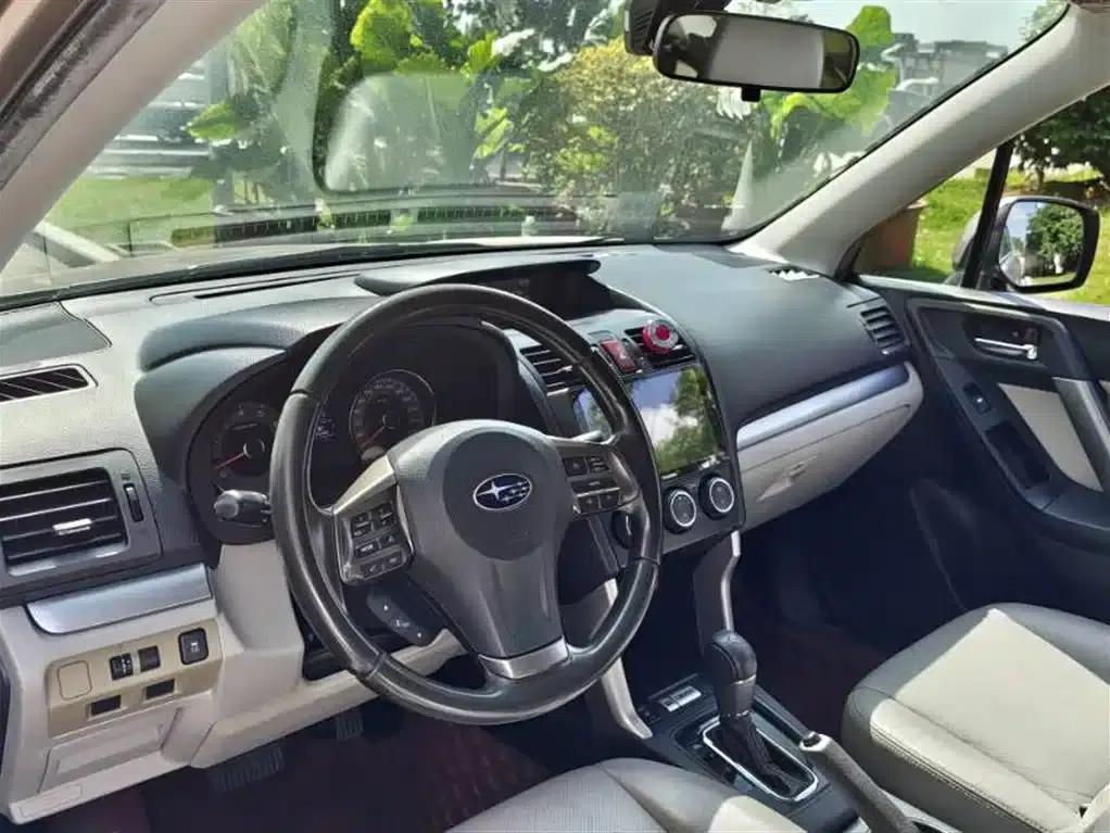 Forester 2013 2.5i Automatic Luxury Navigation Edition — миниатюра 6