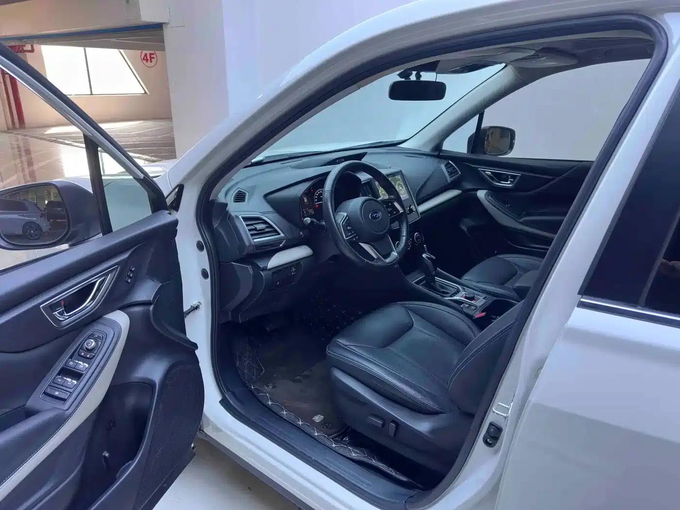Forester 2022 2.0i AWD Luxury Edition EyeSight — миниатюра 9