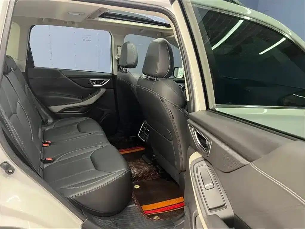 Forester 2022 2.0i AWD Luxury Edition EyeSight — миниатюра 10