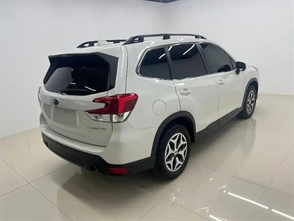 Forester 2022 2.0i AWD Luxury Edition EyeSight — миниатюра 4