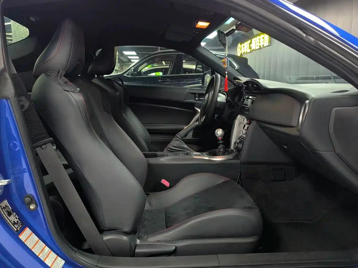 Subaru BRZ 2020 2.0L Manual Type-RS Edition — миниатюра 6