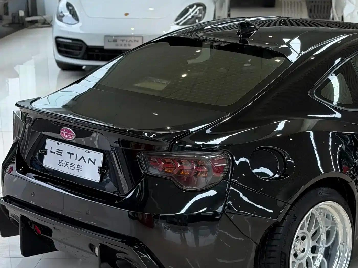 Subaru BRZ 2015 2.0i Manual — миниатюра 5