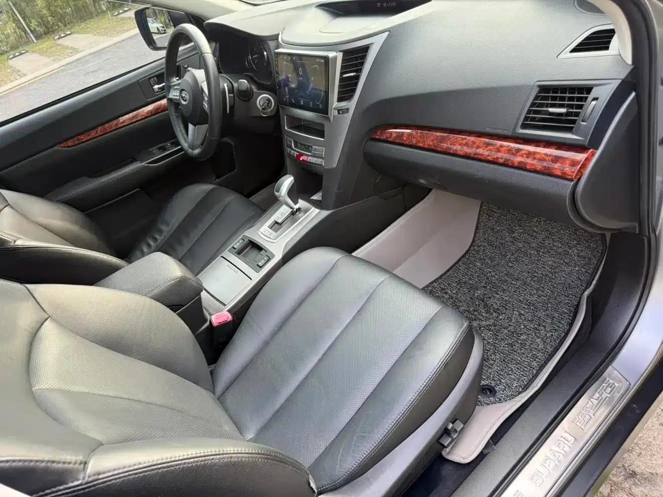 Outback 2011 2.5i Luxury Edition — миниатюра 19