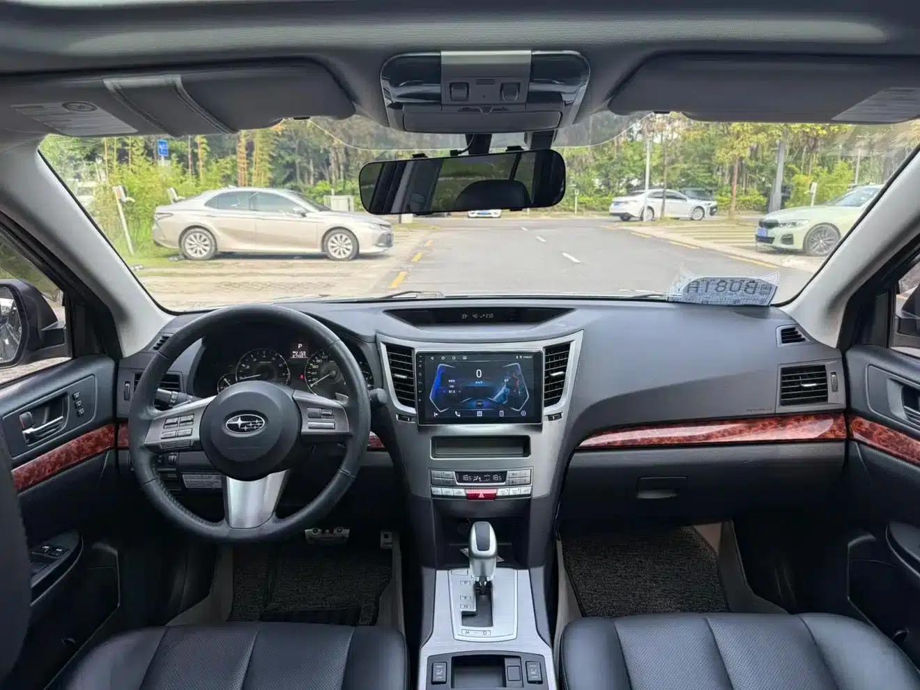Outback 2011 2.5i Luxury Edition — миниатюра 9