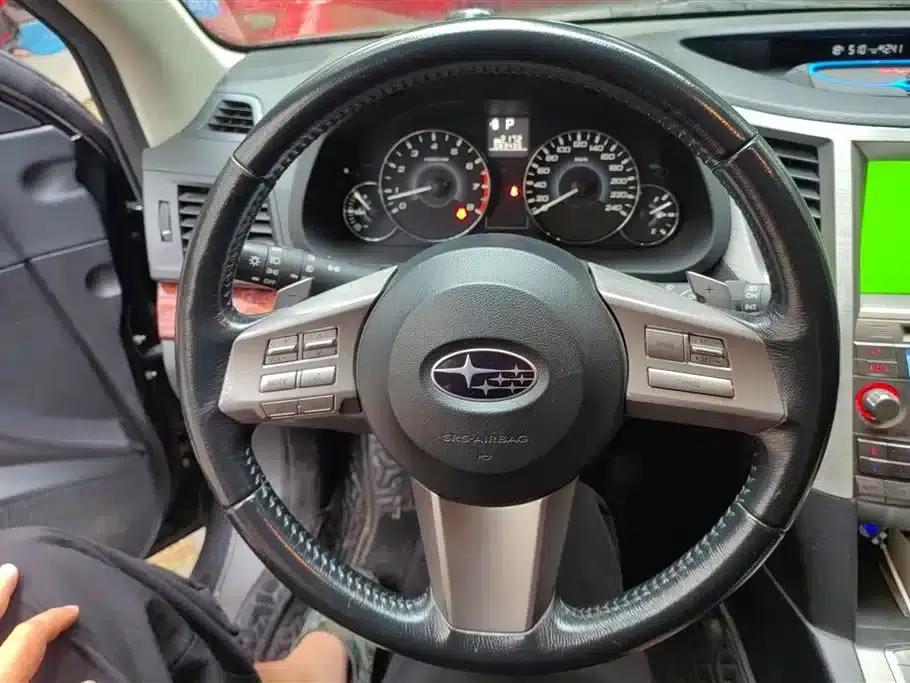 Outback 2011 2.5i Luxury Edition — миниатюра 15