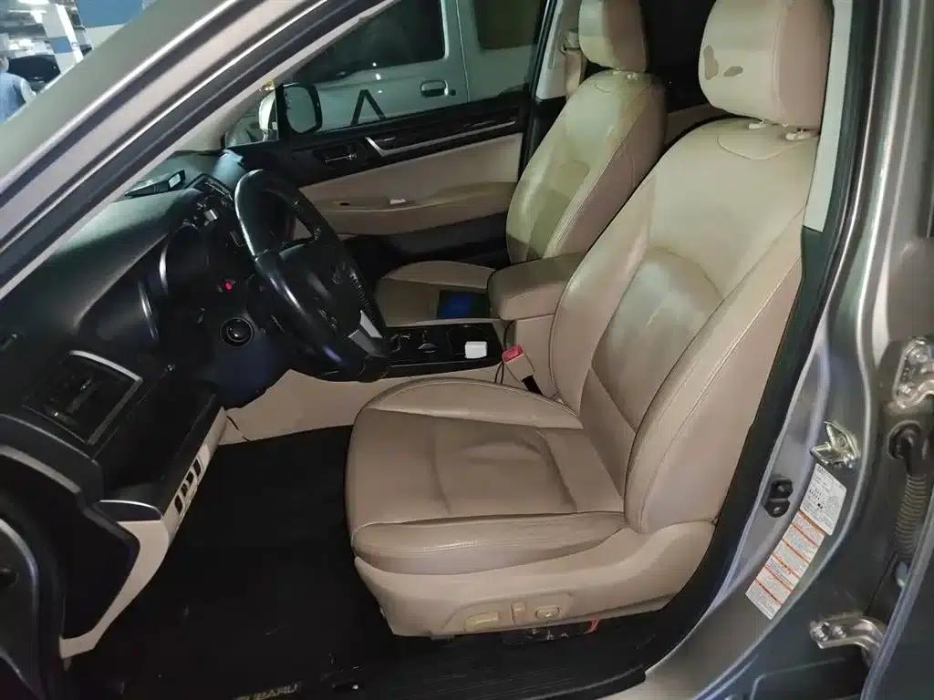 Outback 2015 2.5i Luxury Navigation Edition — миниатюра 8