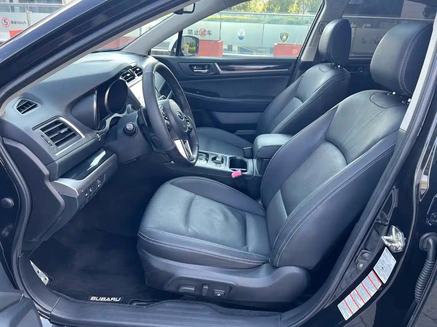 Legacy 2017 2.5i AWD Glory Edition EyeSight — миниатюра 4