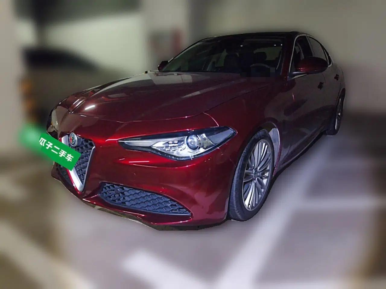Alfa Romeo Giulia 2017 2.0T 280HP Luxury Edition — миниатюра 1