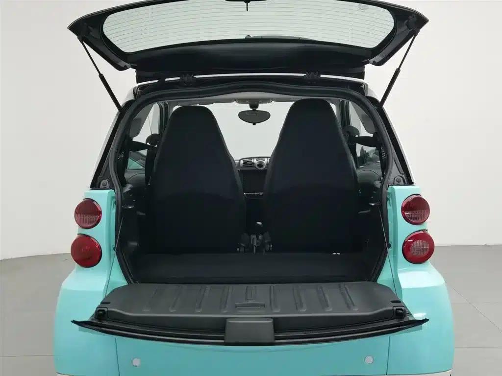 2012 Smart Fortwo 1.0 MHD Hardtop Standard Edition — миниатюра 16