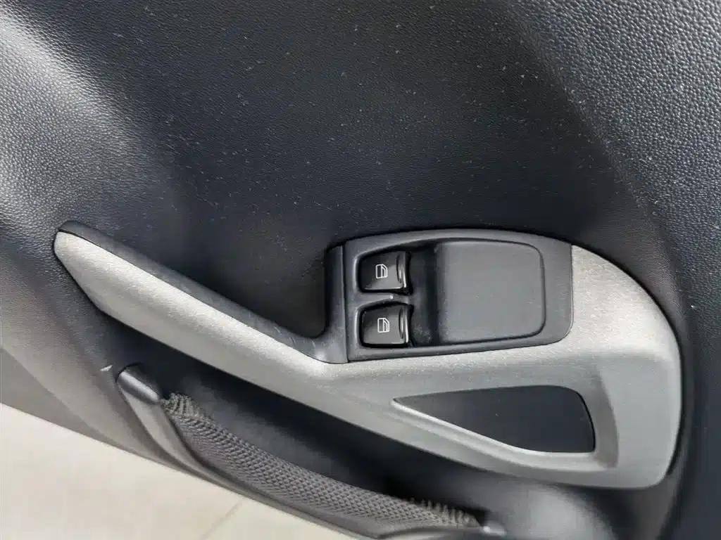 2012 Smart Fortwo 1.0 MHD Hardtop Standard Edition — миниатюра 9