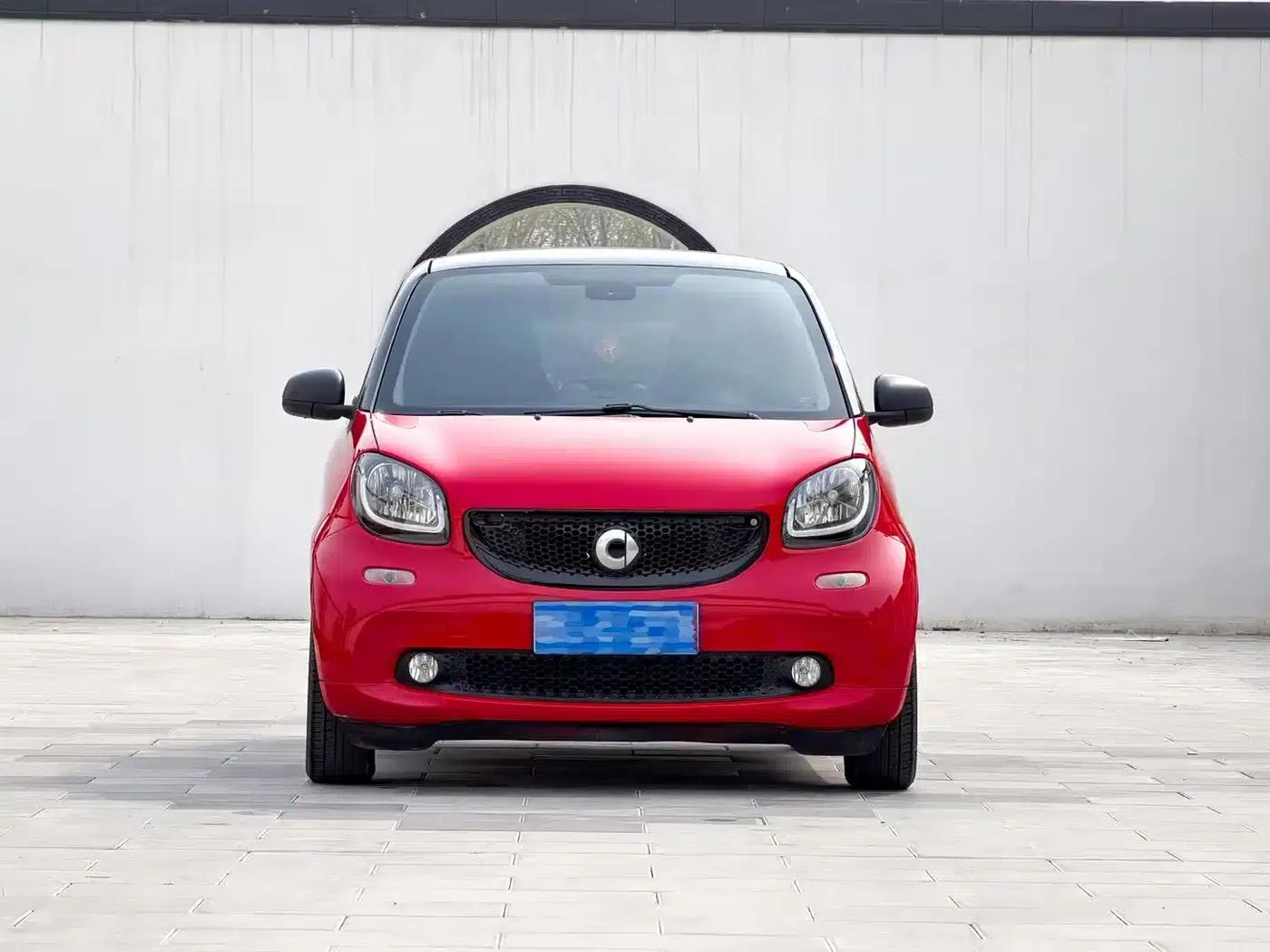 2017 Smart Fortwo 1.0L 52kW Hardtop Beloved Special Edition — миниатюра 2