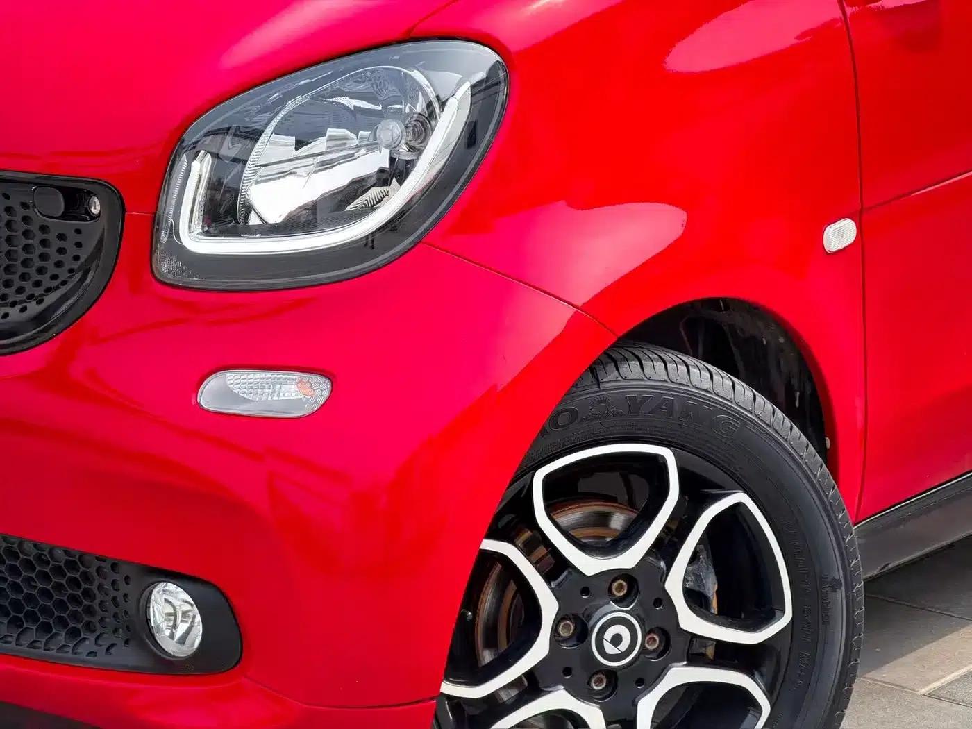 2017 Smart Fortwo 1.0L 52kW Hardtop Beloved Special Edition — миниатюра 6