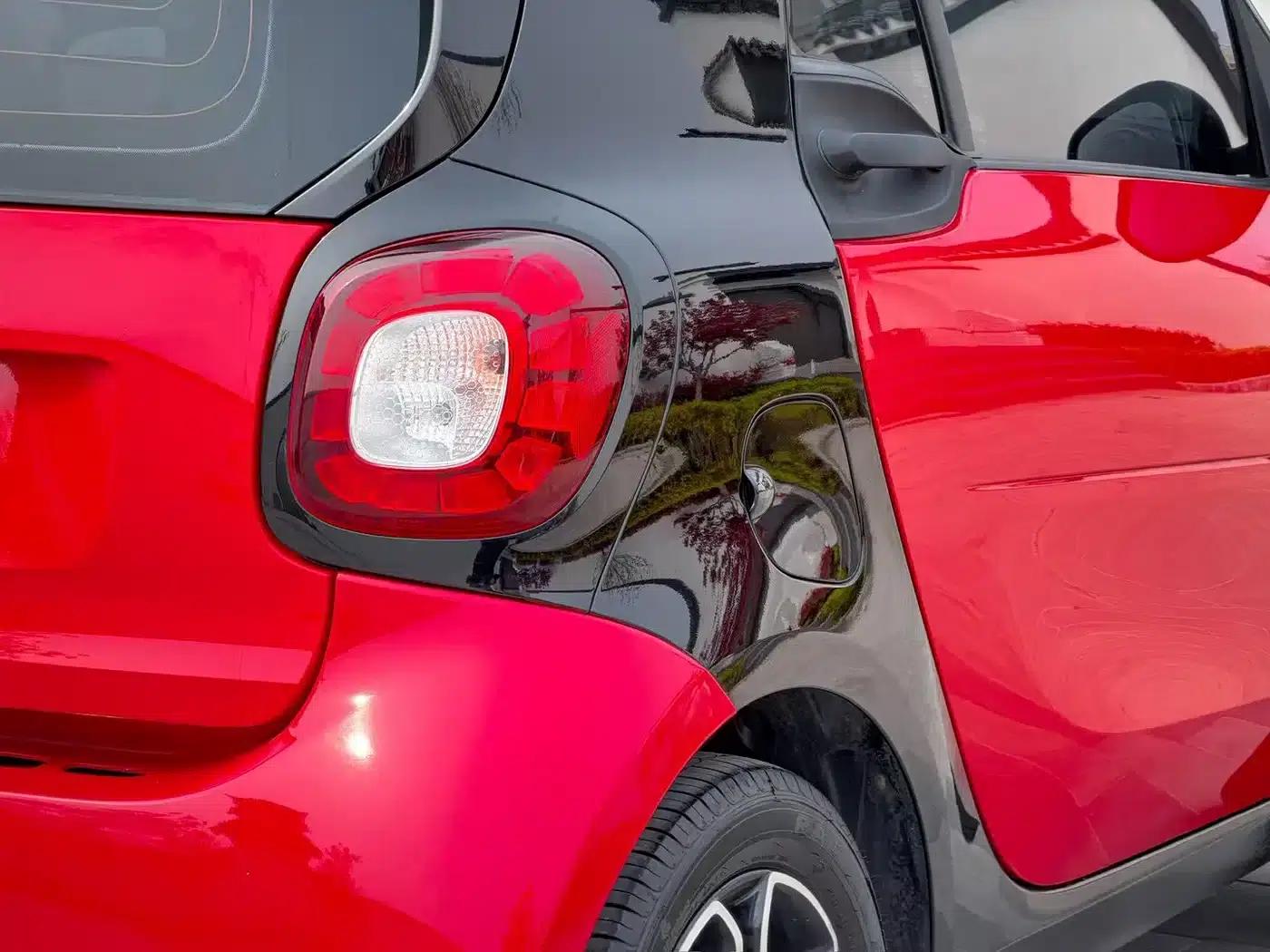 2017 Smart Fortwo 1.0L 52kW Hardtop Beloved Special Edition — миниатюра 7
