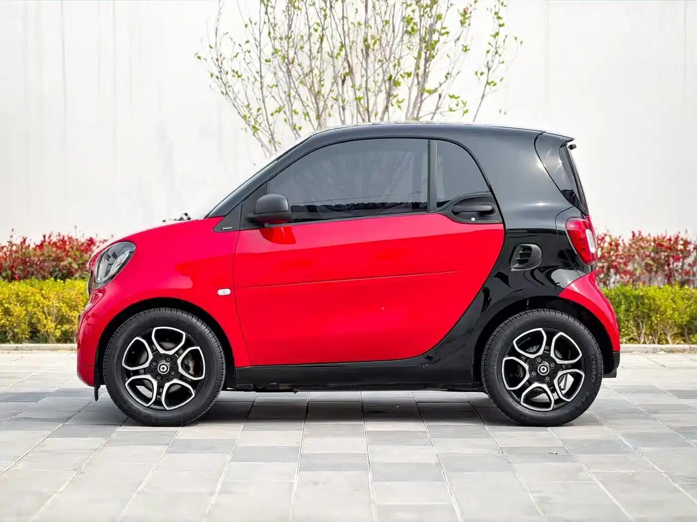 2017 Smart Fortwo 1.0L 52kW Hardtop Beloved Special Edition — миниатюра 8