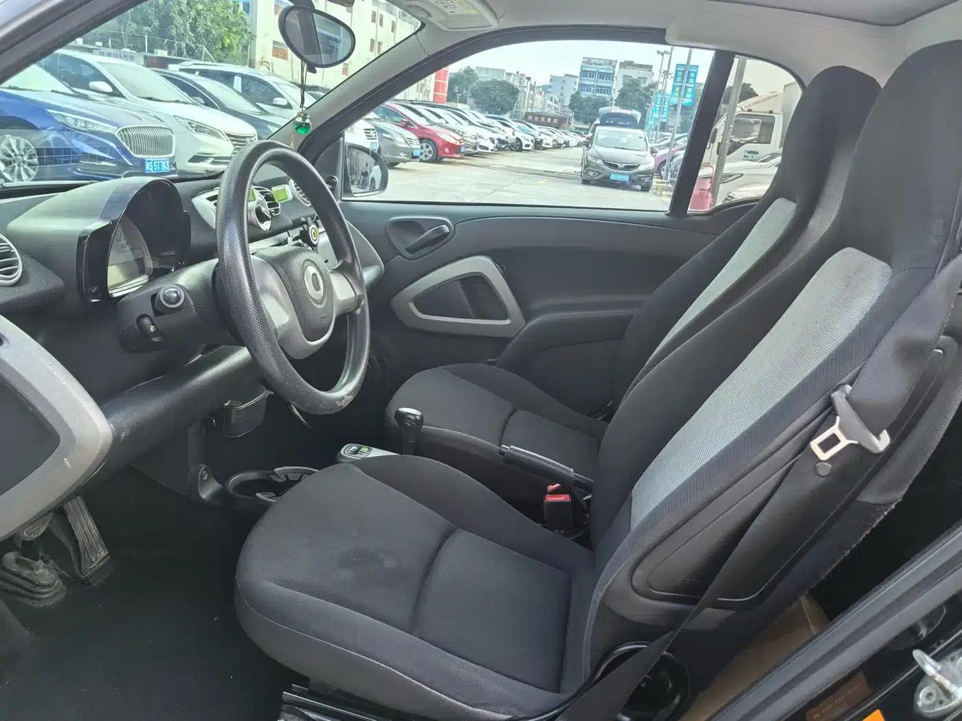 2012 Smart Fortwo 1.0 MHD Hardtop Standard Edition — миниатюра 7