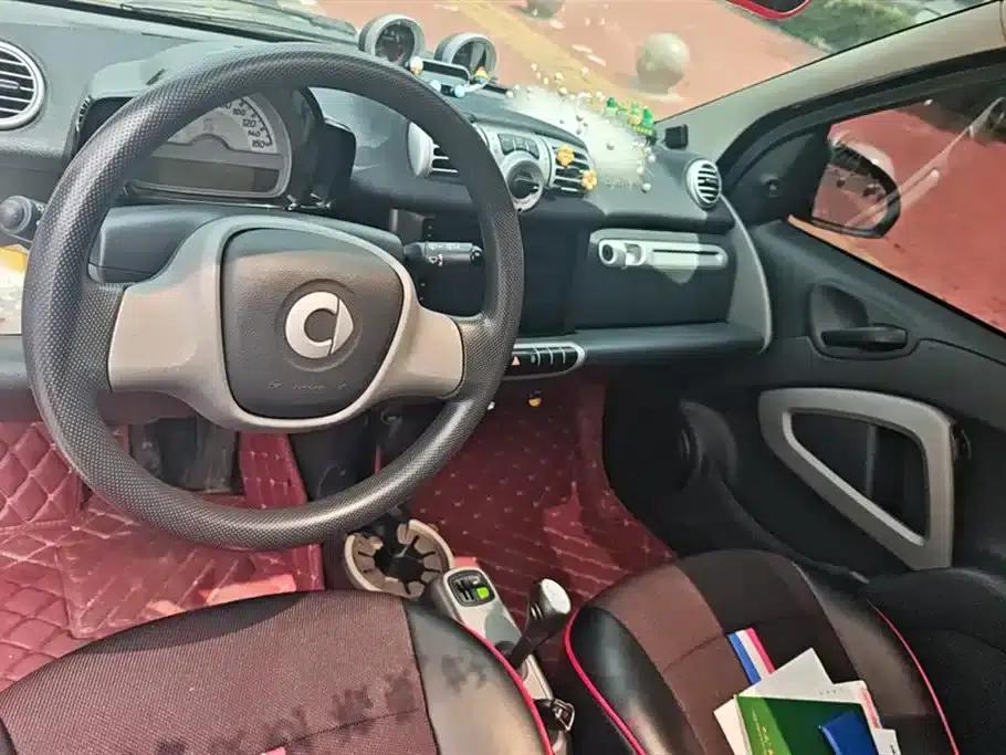 2012 Smart Fortwo 1.0 MHD Hardtop Comfort Edition — миниатюра 12