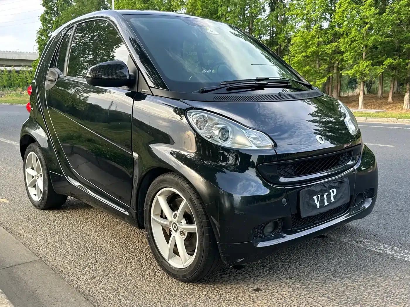 2011 Smart Fortwo 1.0T Hardtop Passion Edition — миниатюра 3