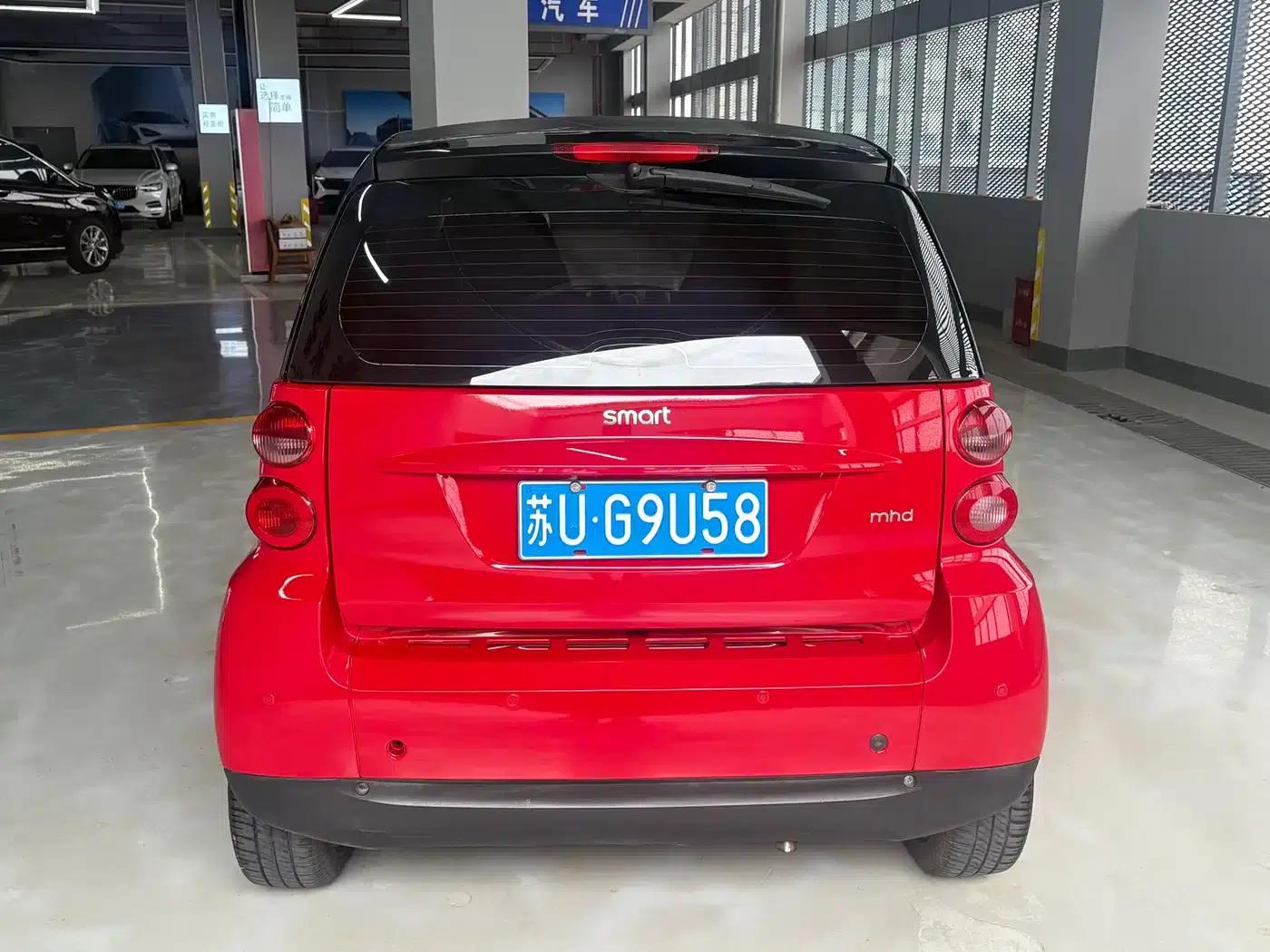 2011 Smart Fortwo 1.0 MHD Hardtop Standard Edition — миниатюра 11