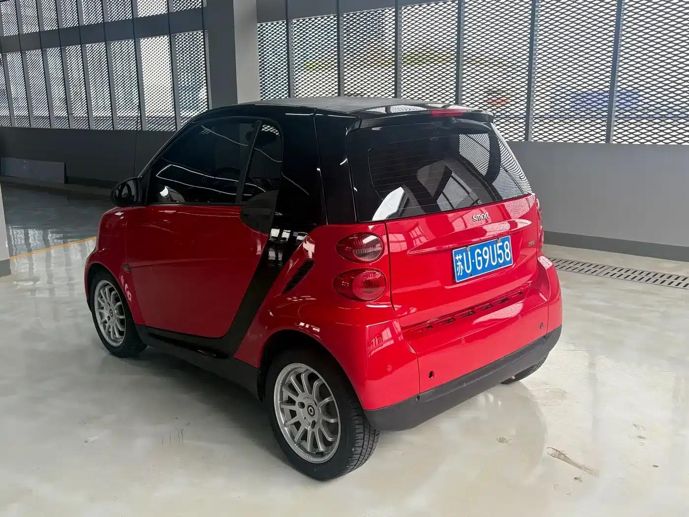 2011 Smart Fortwo 1.0 MHD Hardtop Standard Edition — миниатюра 12