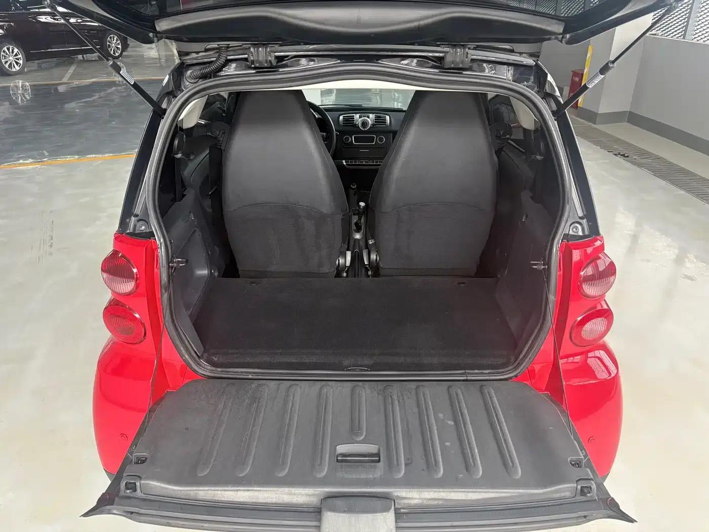 2011 Smart Fortwo 1.0 MHD Hardtop Standard Edition — миниатюра 14