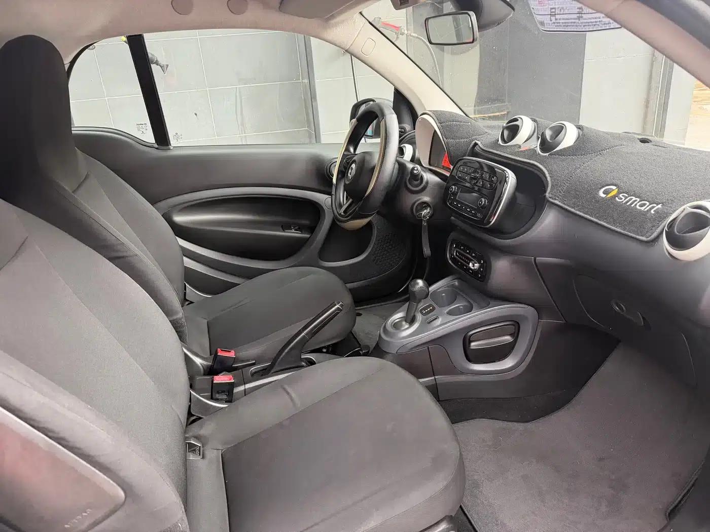 2015 Smart Fortwo 1.0L 52kW Hardtop Dynamic Edition — миниатюра 8