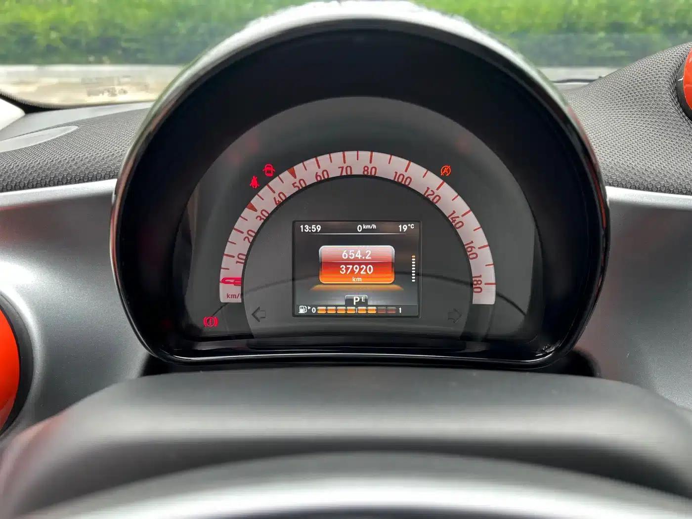 2018 Smart Forfour 1.0L 52kW Passion Edition — миниатюра 13