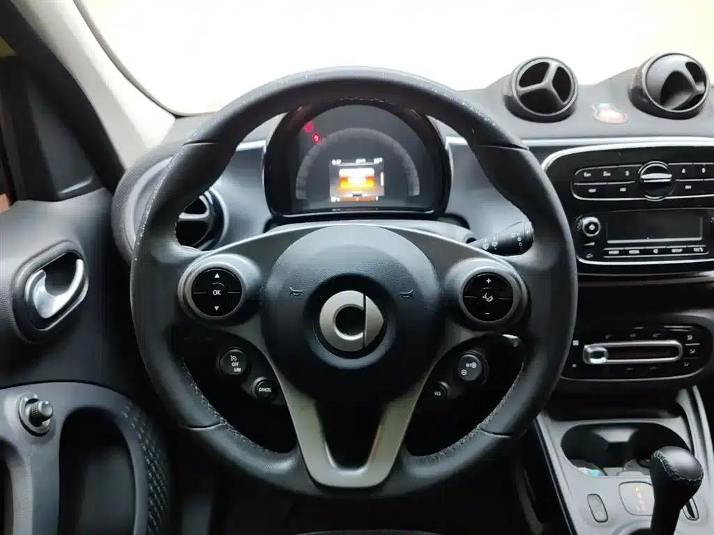 2018 Smart Forfour 1.0L 52kW Passion Edition — миниатюра 11