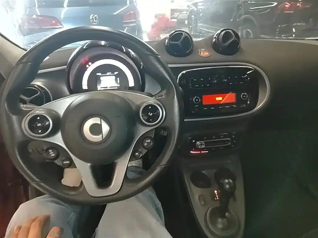 2016 Smart Forfour 1.0L 52kW Passion Edition — миниатюра 10