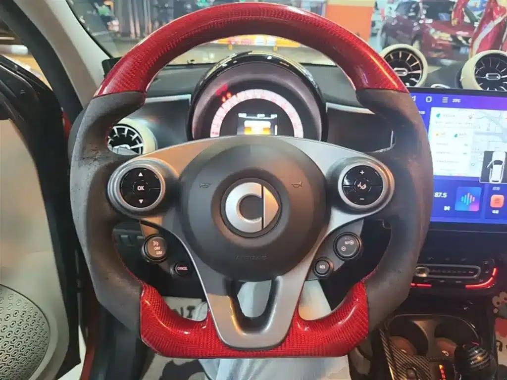 2016 Smart Forfour 1.0L 52kW Passion Edition — миниатюра 11
