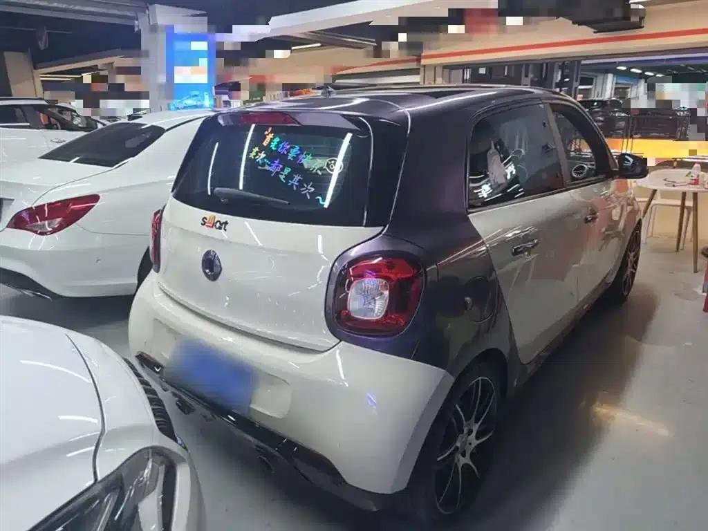 2016 Smart Forfour 1.0L 52kW Passion Edition — миниатюра 7