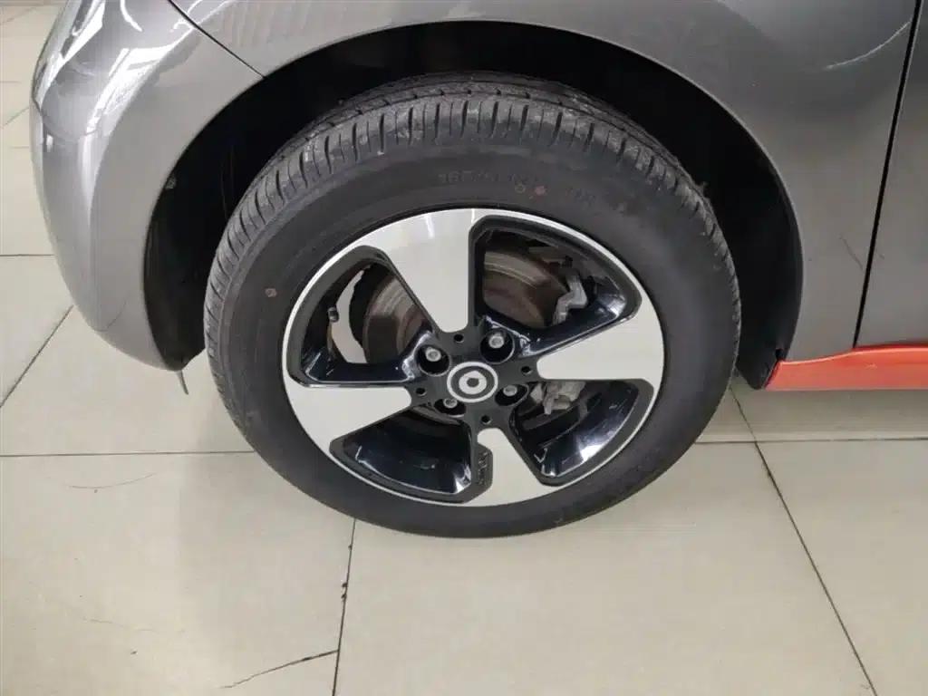 2018 Smart Forfour 1.0L 52kW Passion Edition — миниатюра 22