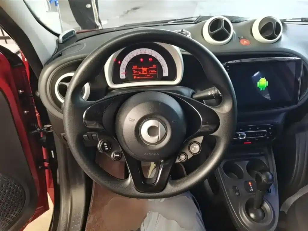 2016 Smart Forfour 1.0L 52kW Dynamic Edition — миниатюра 11