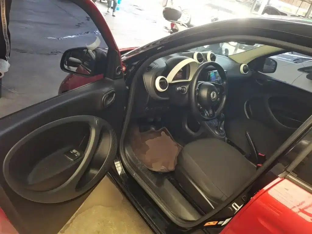 2016 Smart Forfour 1.0L 52kW Dynamic Edition — миниатюра 16