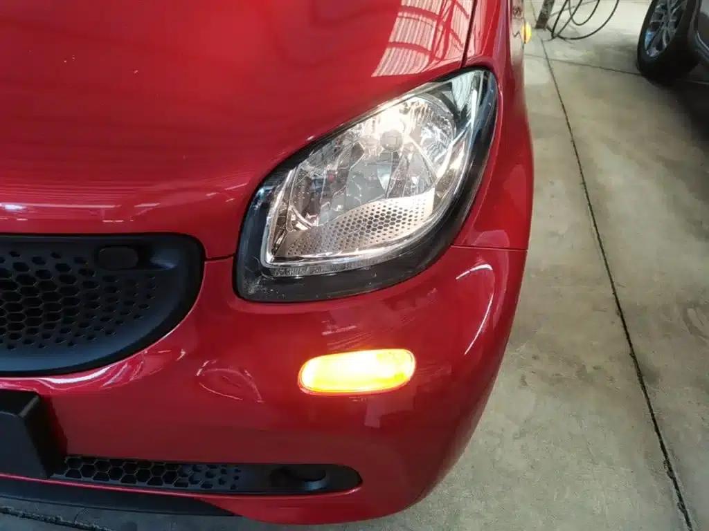 2016 Smart Forfour 1.0L 52kW Dynamic Edition — миниатюра 24