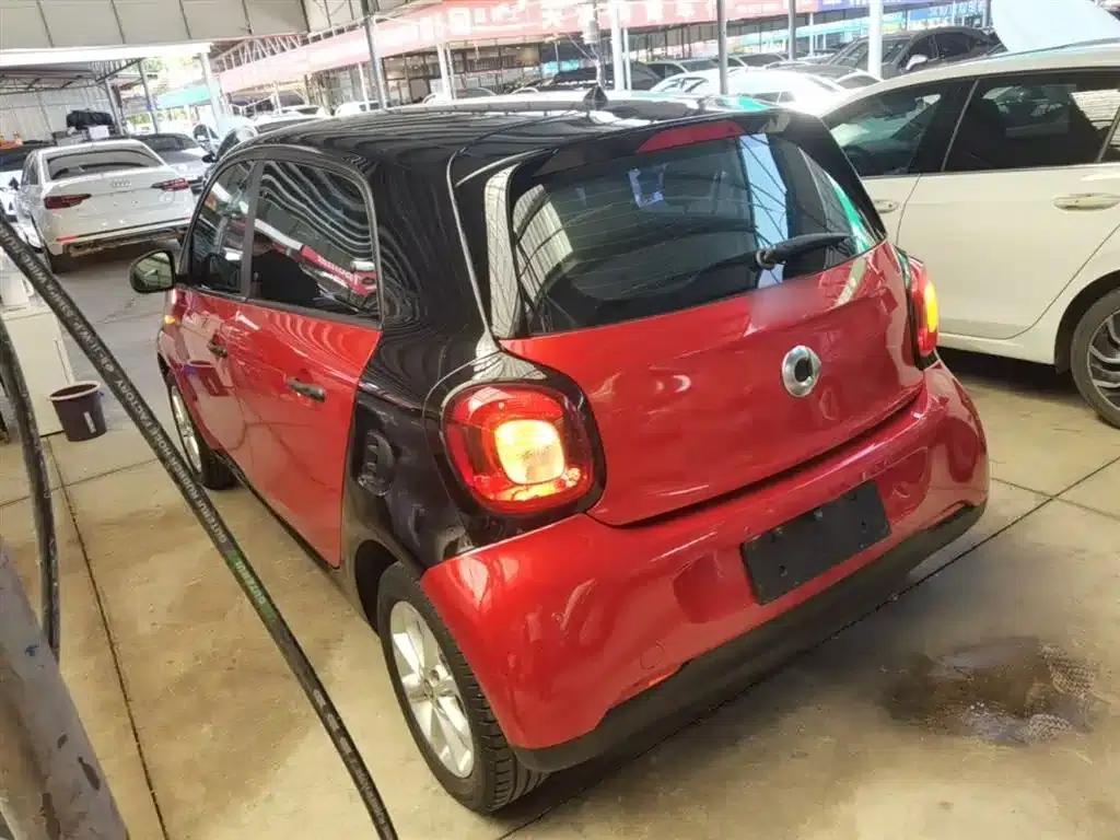 2016 Smart Forfour 1.0L 52kW Dynamic Edition — миниатюра 5