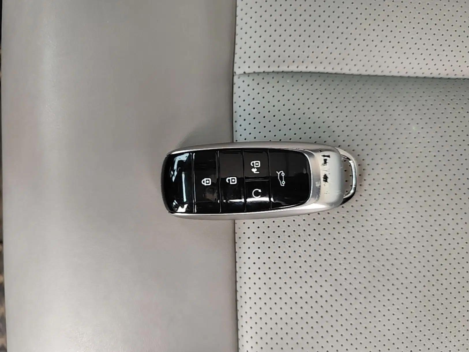 AION V 2021 Plus 80 Pilot Intelligent Driving Edition Ternary Lithium — миниатюра 12