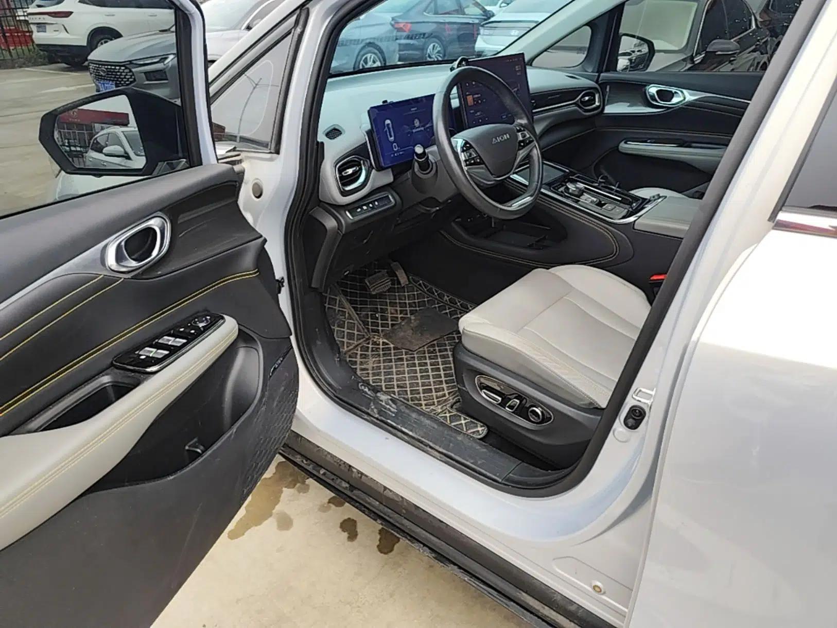AION V 2021 Plus 80 Pilot Intelligent Driving Edition Ternary Lithium — миниатюра 19
