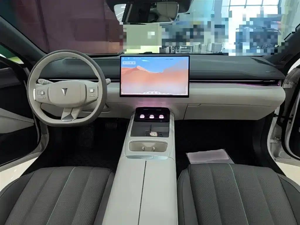 Deep Blue L07 2025 Model 230Ultra Deep Blue Smart Driving AD PRO Extended Range Version — миниатюра 6