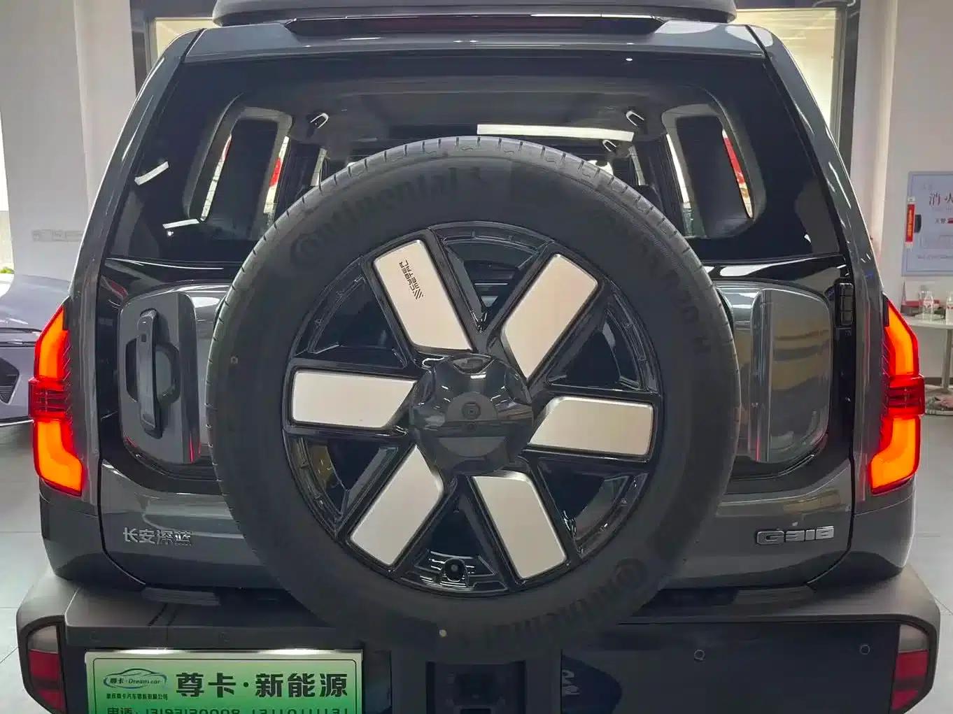 Dark Blue G318 2024 Model, 4WD Air Suspension Version — миниатюра 15