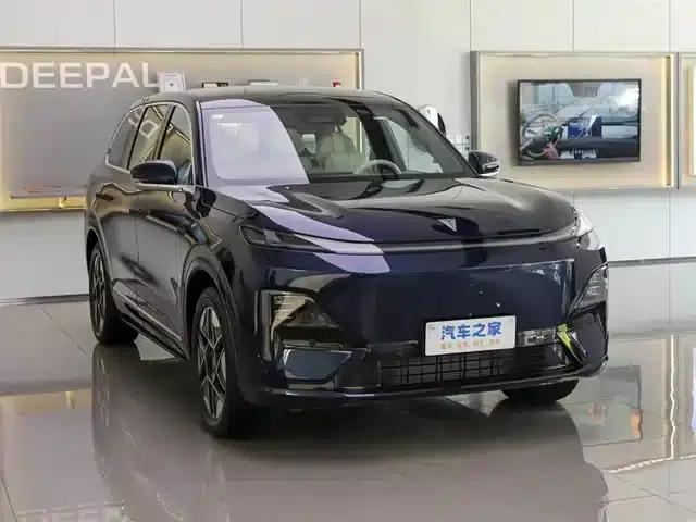 Deep Blue S09 2025 Model, Rear-Wheel Drive Ultra+