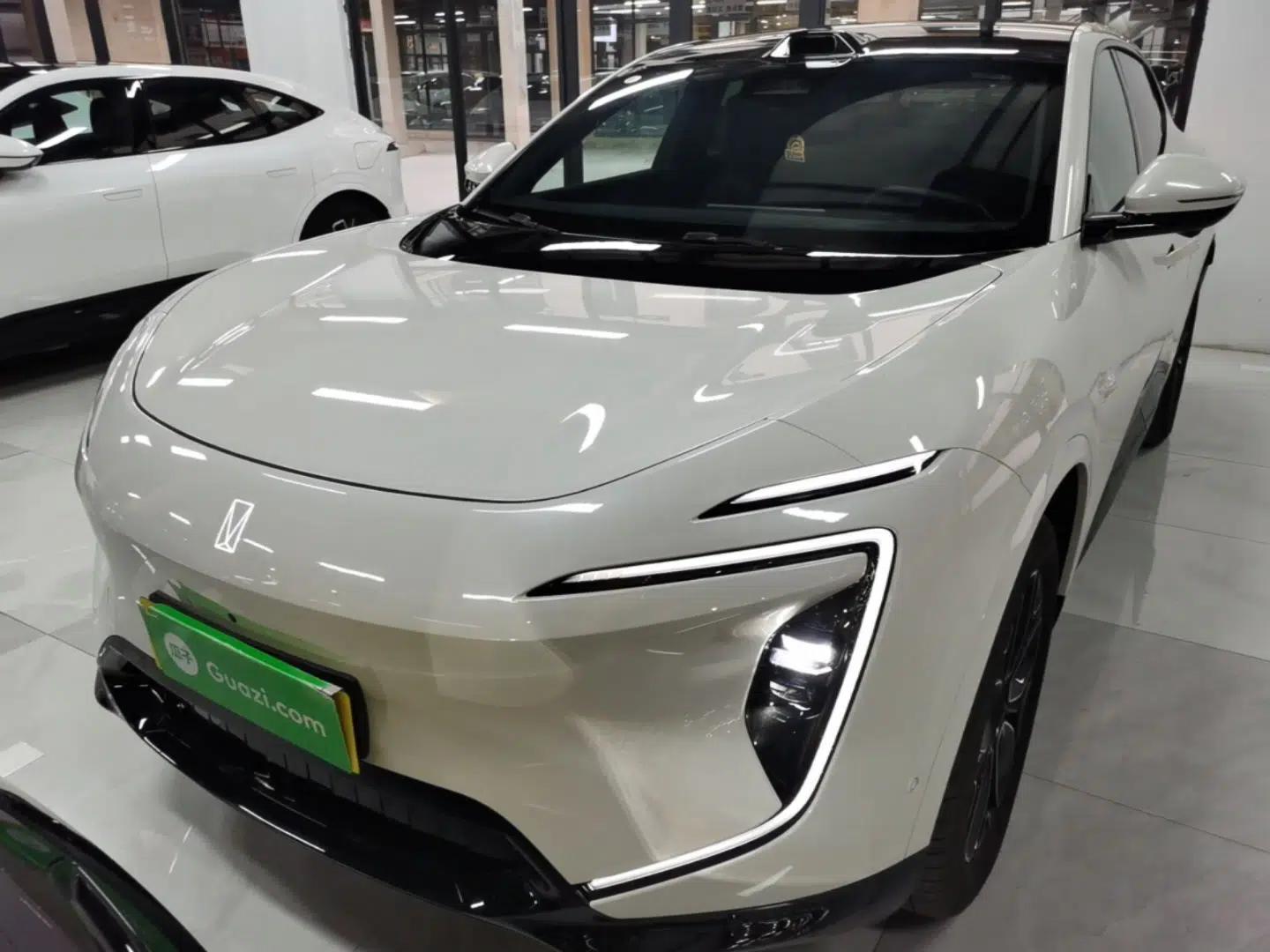 Avatr 07 2026 Ultra Pure-Electric All-Wheel-Drive Version — миниатюра 2