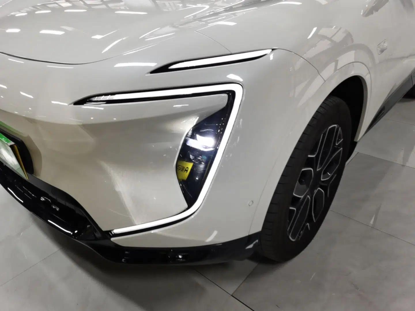 Avatr 07 2026 Ultra Pure-Electric All-Wheel-Drive Version — миниатюра 9