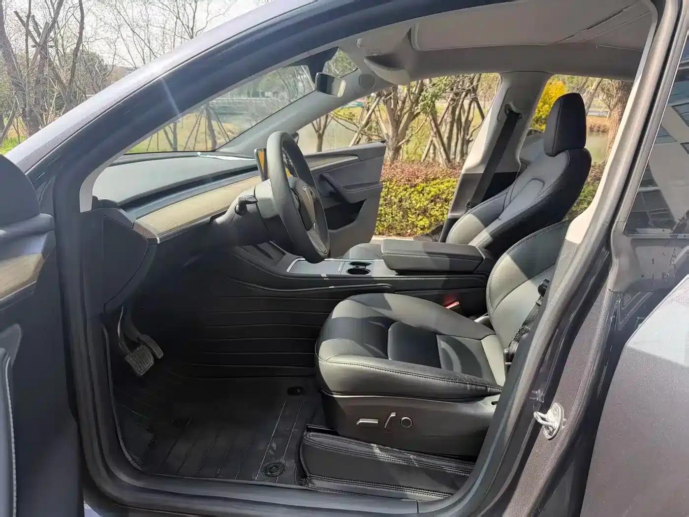 Model Y 2022 Facelift Rear-Wheel Drive Version — миниатюра 4