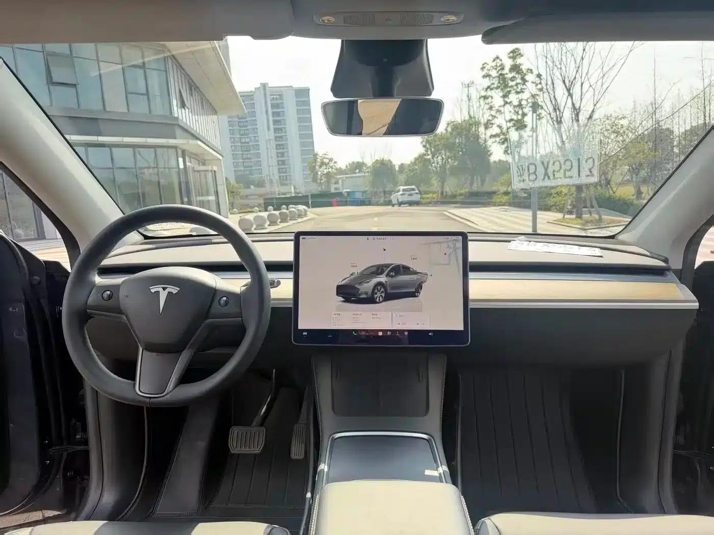 Model Y 2022 Facelift Rear-Wheel Drive Version — миниатюра 5
