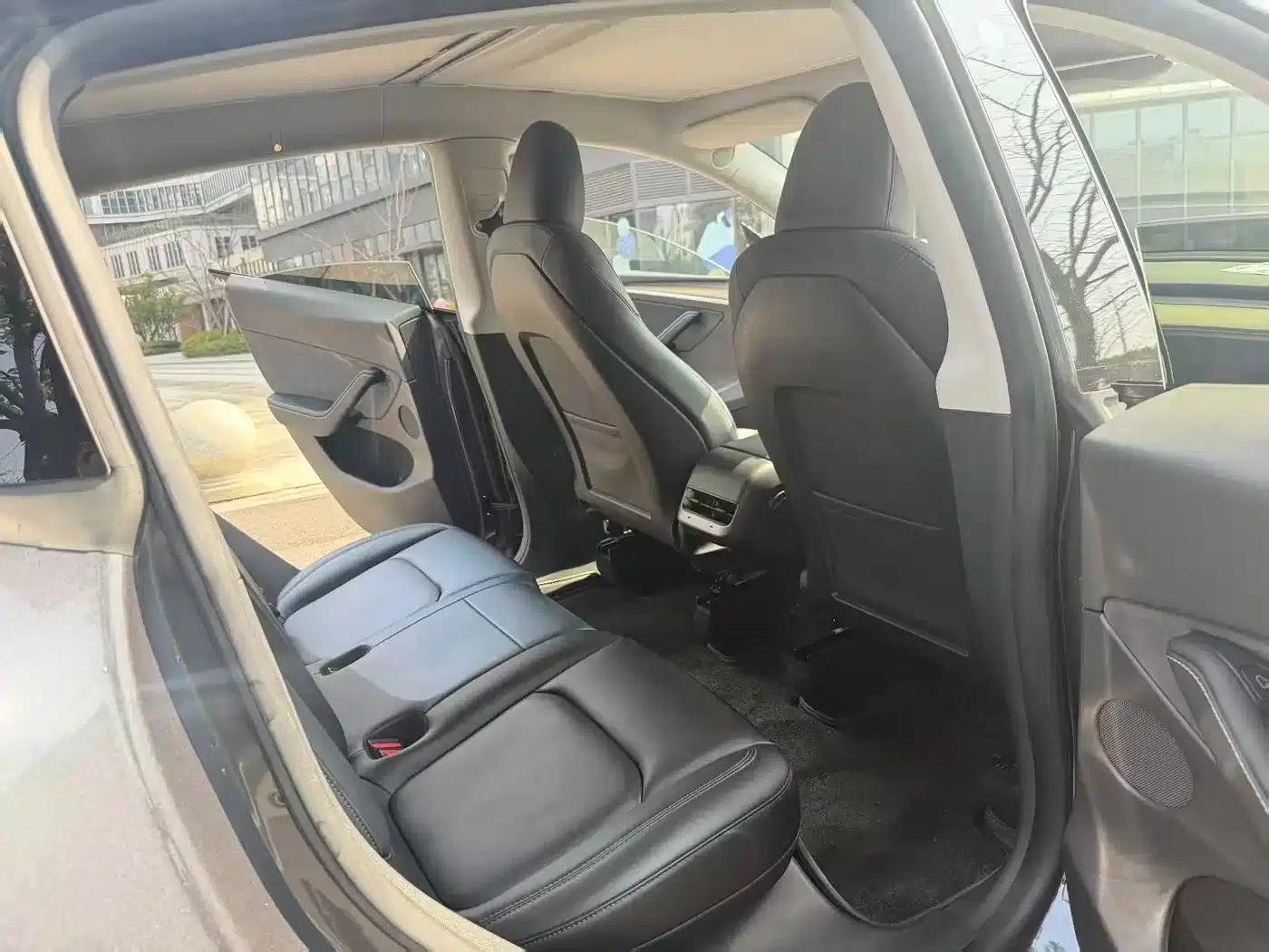 Model Y 2022 Facelift Rear-Wheel Drive Version — миниатюра 7