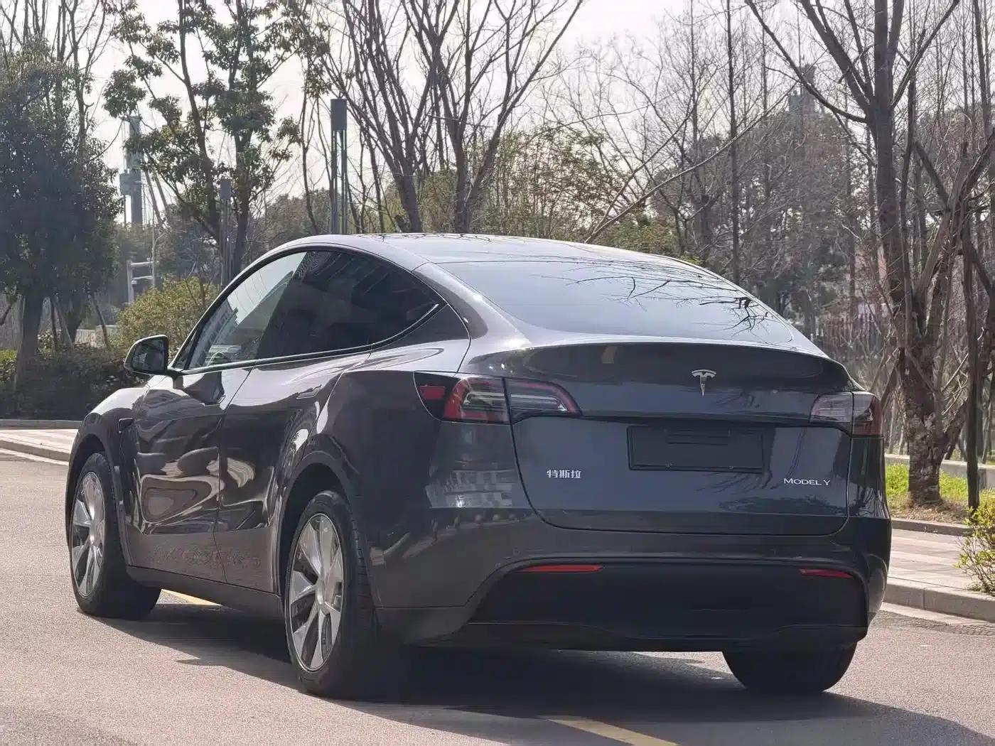 Model Y 2022 Facelift Rear-Wheel Drive Version — миниатюра 9
