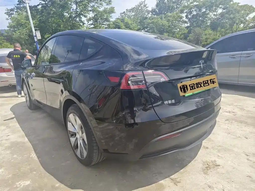 Model Y 2022 Rear-Wheel Drive — миниатюра 5