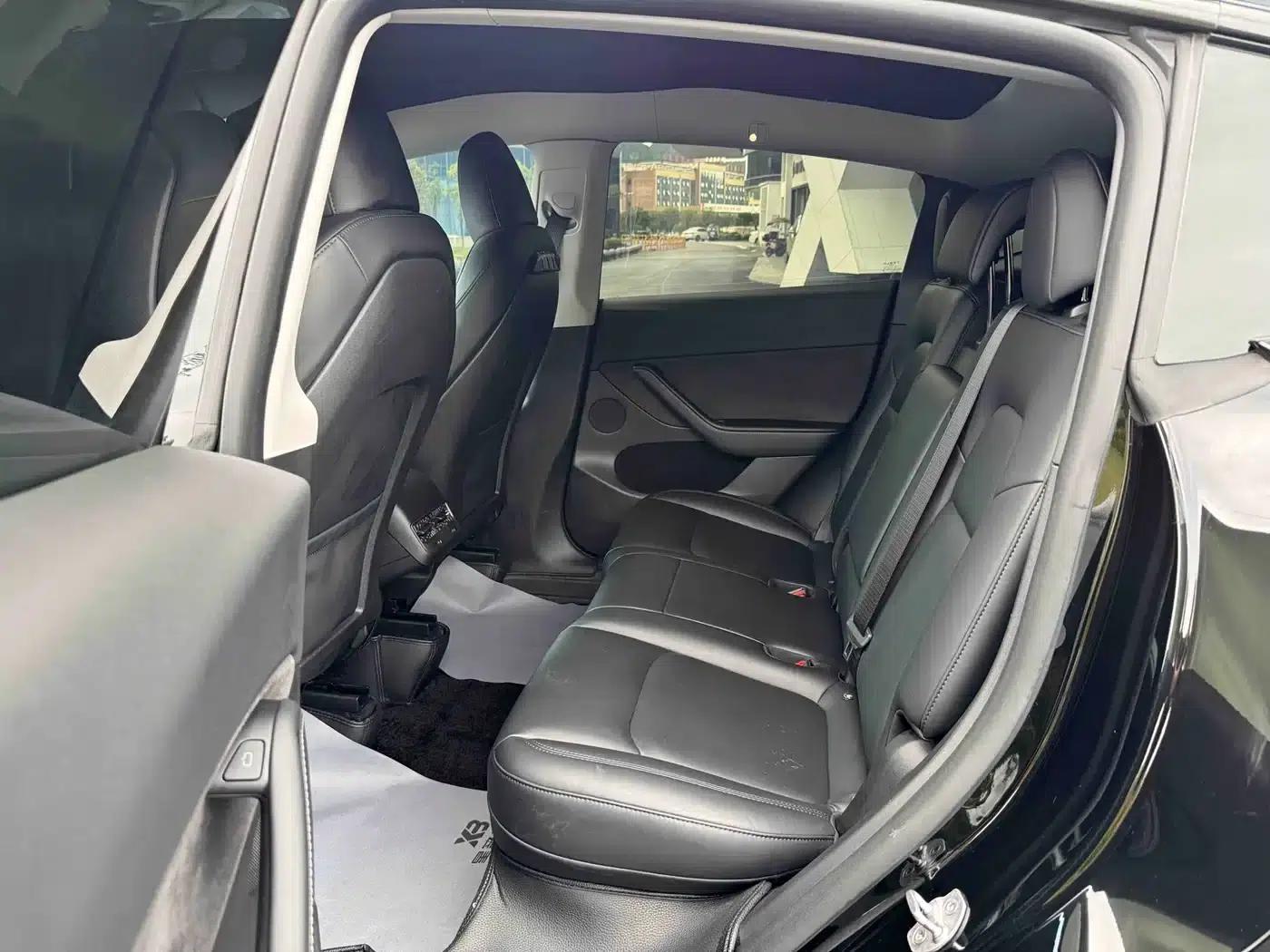 Model Y 2023 Long Range All-Wheel Drive — миниатюра 5